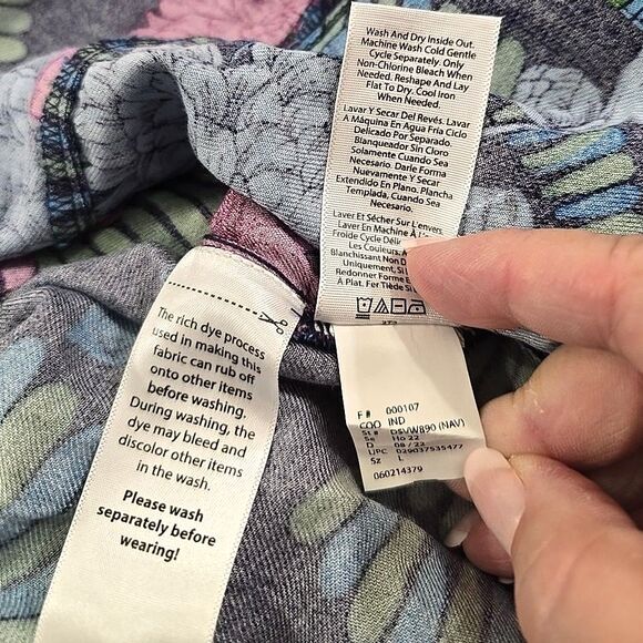 NWT Multicolor Babydoll Floral Top Womens Large Ruched Stretch Boho Dark Floral - Picture 8 of 9